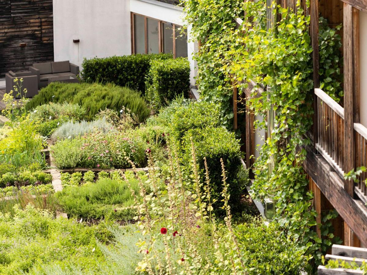 Biohotel Theiner'S Garten Lana Exterior photo